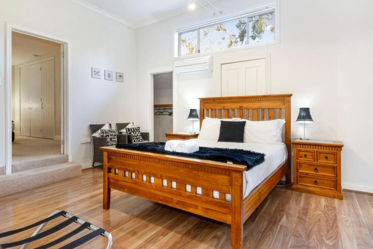 Inn The Tuarts Guest Lodge Wonnerup Buitenkant foto