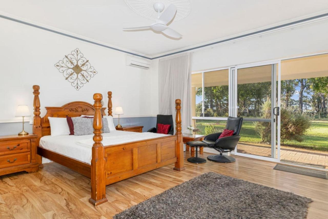 Inn The Tuarts Guest Lodge Wonnerup Buitenkant foto