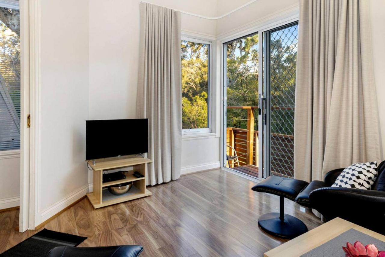 Inn The Tuarts Guest Lodge Wonnerup Buitenkant foto
